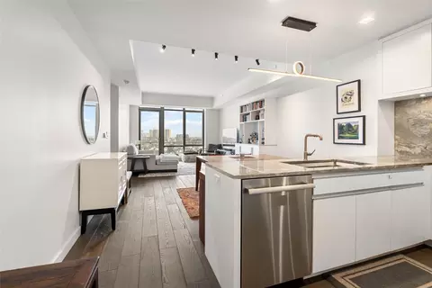 320 Adolphus Ave #PH02, Cliffside Park, NJ 07010