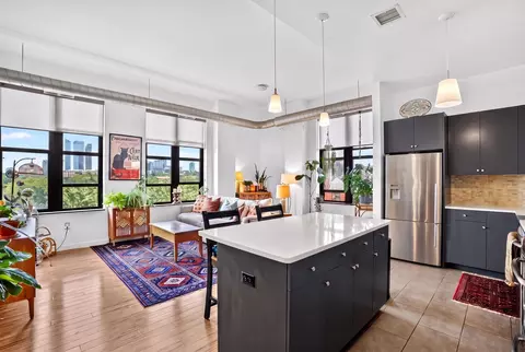 232 Pavonia Ave #619, Jersey City, NJ 07302