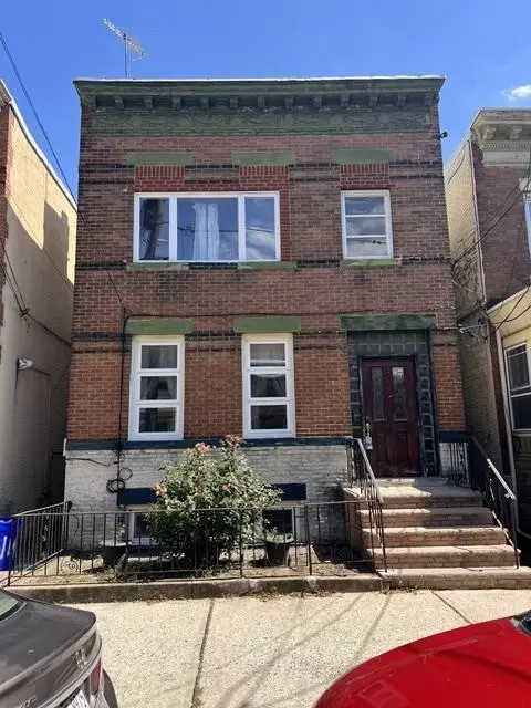 6112 Tyler Pl, West New York, NJ 07093