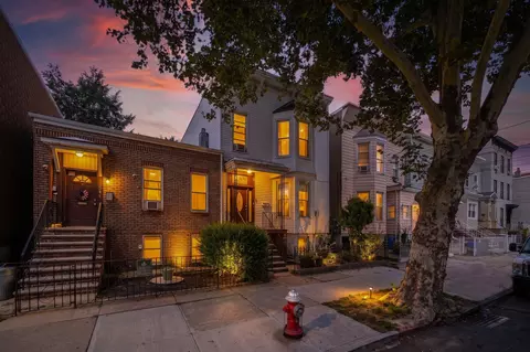 203 Hancock Ave, Jersey City, NJ 07307