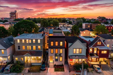 105 Atlantic St # 2, Jersey City, NJ 07304