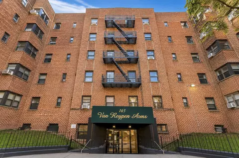 165 Vroom St #1M, Jersey City, NJ 07306