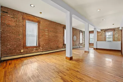 76 Jackson St #1L, Hoboken, NJ 07030