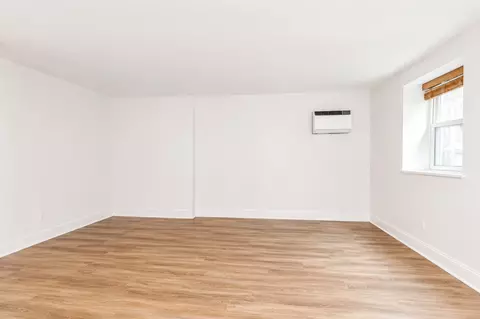 1016 Willow Ave #1A, Hoboken, NJ 07030