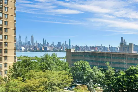 45 River Dr S #702, Jersey City, NJ 07310