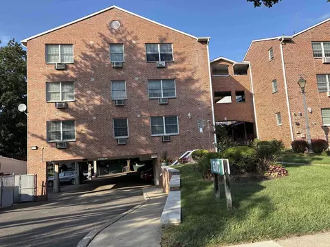 164 Clinton Pl #A1, Hackensack, NJ 07601 photo 2