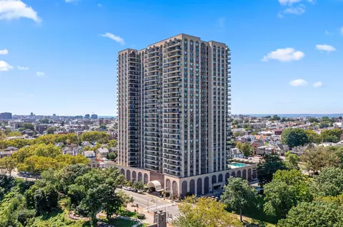 7855 Blvd E #30H, North Bergen, NJ 07047