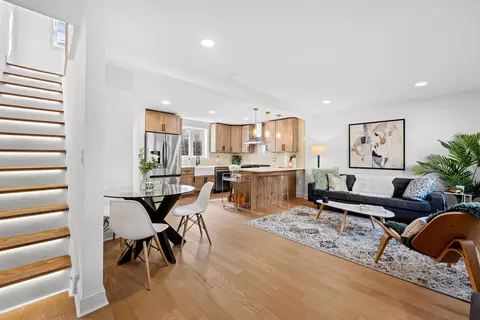 419 2nd St, Jersey City, NJ 07302