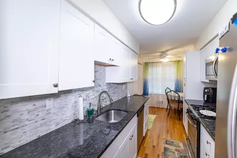 Kitchen - 17 Heritage Ct, Ewing Twp, NJ 08628 photo 2 of 5