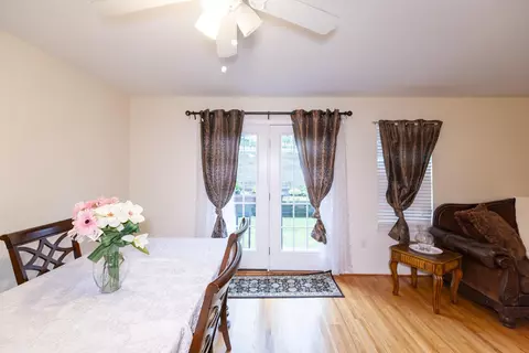 Dining - 17 Heritage Ct, Ewing Twp, NJ 08628 photo 1 of 3