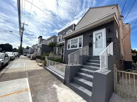 189 Bartholdi Ave, Jersey City, NJ 07305