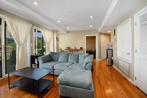 920 Jefferson St #305, Hoboken, NJ 07030