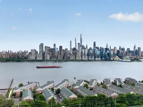 6515 Blvd E #9J, West New York, NJ 07093
