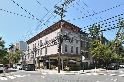 86 Garden St, Hoboken, NJ 07030
