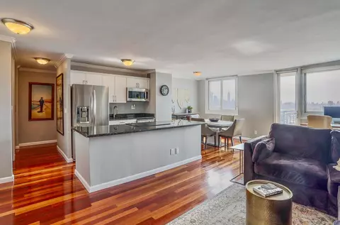 100 Manhattan Ave #1309, Union City, NJ 07087
