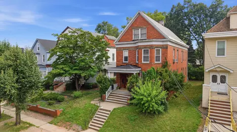 94-96 W 31st St, Bayonne, NJ 07002