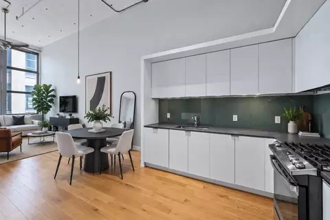 50 Dey St #224, Jersey City, NJ 07306
