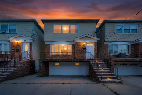 26 Pierce Ave, Jersey City, NJ 07307