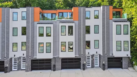367 Park Ave, Weehawken, NJ 07086