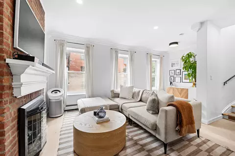 208 3rd St, Hoboken, NJ 07030