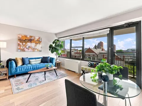 135 Montgomery St #8B, Jersey City, NJ 07302