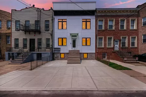 291 New York Ave #2, Jersey City, NJ 07307