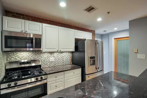 416 63rd St #1C, West New York, NJ 07093
