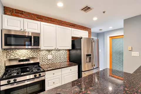 416 63rd St #1C, West New York, NJ 07093