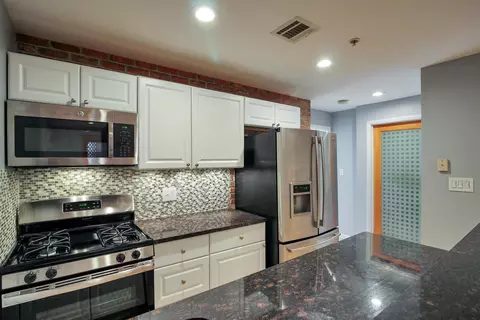 416 63rd St #1C, West New York, NJ 07093