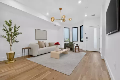 19 Leonard St #1, Jersey City, NJ 07307