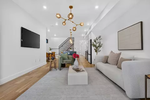 19 Leonard St #1, Jersey City, NJ 07307