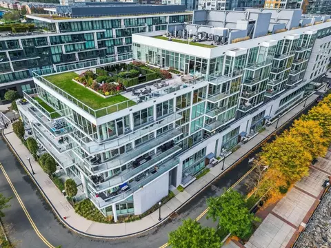 1000 Avenue At Port Imperial #TH102, Weehawken, NJ 07086