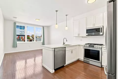 850 Newark Ave #4D, Jersey City, NJ 07306