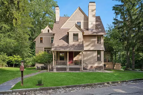 6 Edgehill Rd, West Orange, NJ 07052