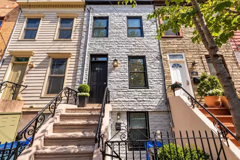 80 5 Erie St, Jersey City, NJ 07302