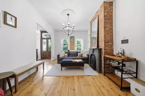 22 Laidlaw Ave, Jersey City, NJ 07306