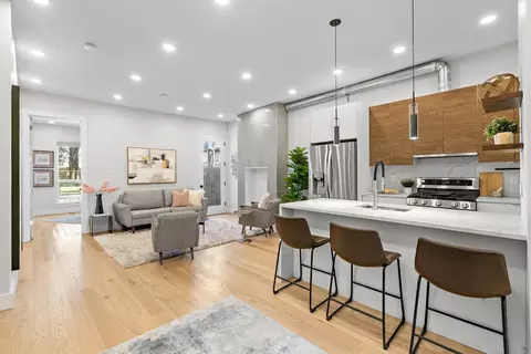 176 Griffith St #1, Jersey City, NJ 07307