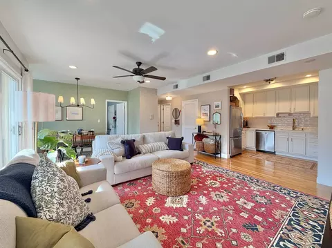 119 Madison St #3E, Hoboken, NJ 07030