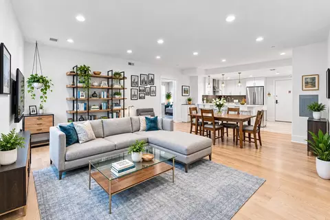 209 Hackensack Plank Rd #3B, Weehawken, NJ 07086