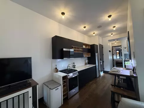 43 Thorne St #3L, Jersey City, NJ 07307