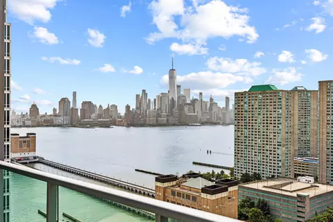 1 Shore Ln #2711/2710, Jersey City, NJ 07310