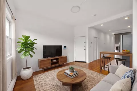 465 Palisade Ave #3R, Jersey City, NJ 07307