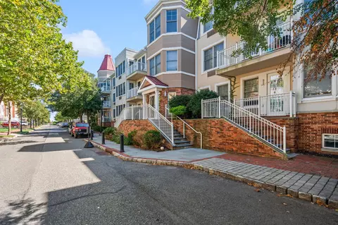 40 Constitution Way #107, Jersey City, NJ 07305
