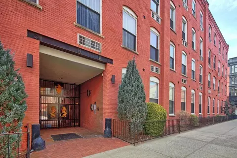 222 Grand St, Hoboken, NJ 07030