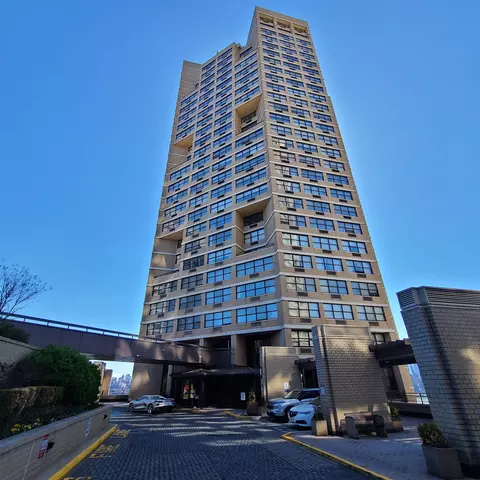 7002 Blvd E #16 I, Guttenberg, NJ 07093
