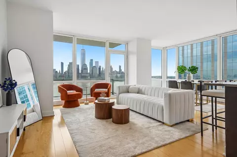 2 2nd St #2205, Jersey City, NJ 07302