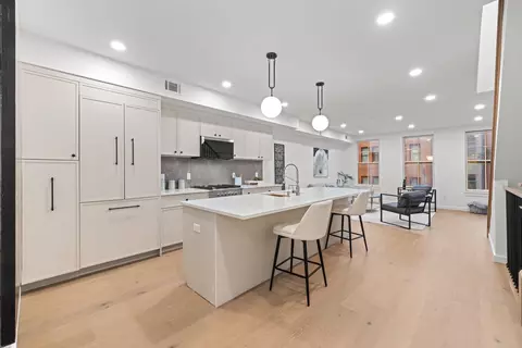 316 Barrow St #2, Jersey City, NJ 07302