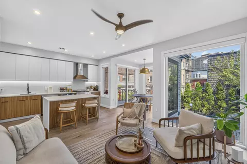 72 46th St #A, Weehawken, NJ 07086