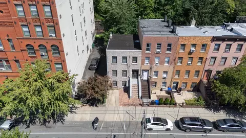 218 5th St, Jersey City, NJ 07302