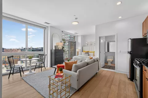 201 Luis M Marin Blvd #1322, Jersey City, NJ 07302